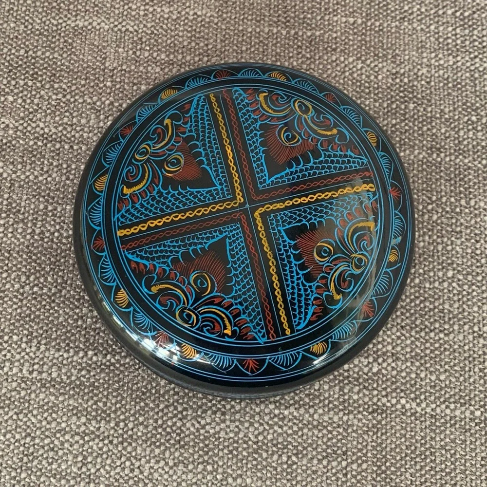Vtg Paisley Circle Trinket Box Lacquer Kashmir Hand Painted Paper Mache Myanmar